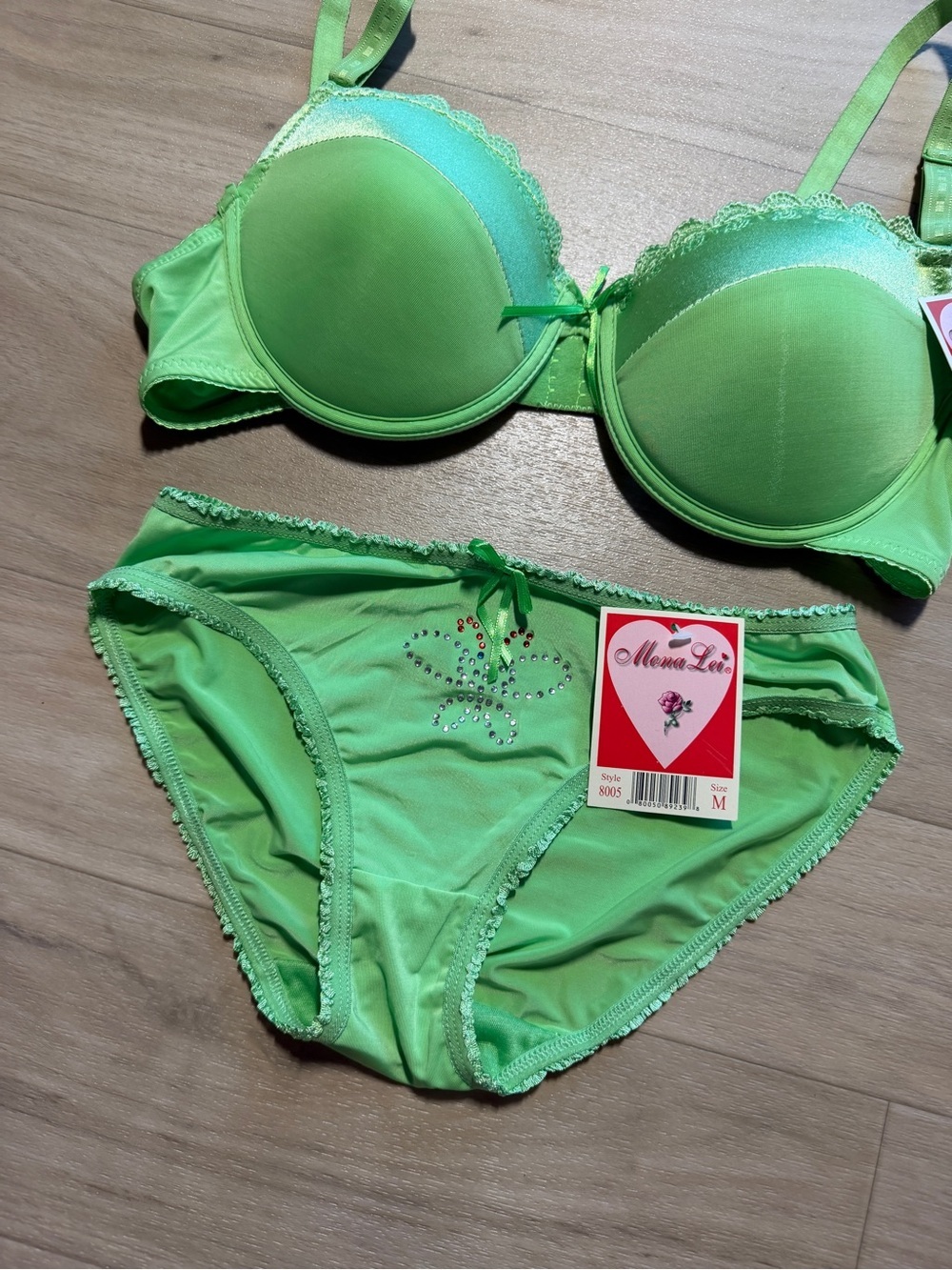 NWT Vintage Y2K Deadstock Green Butterfly Rhinestone Lingerie 36B/M - Picture 3 of 6